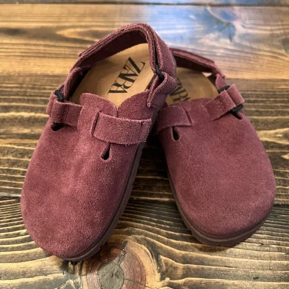 SOLD- ❌POST- Zara Kids Plum Suede Clogs NWOT - Picture 1 of 5
